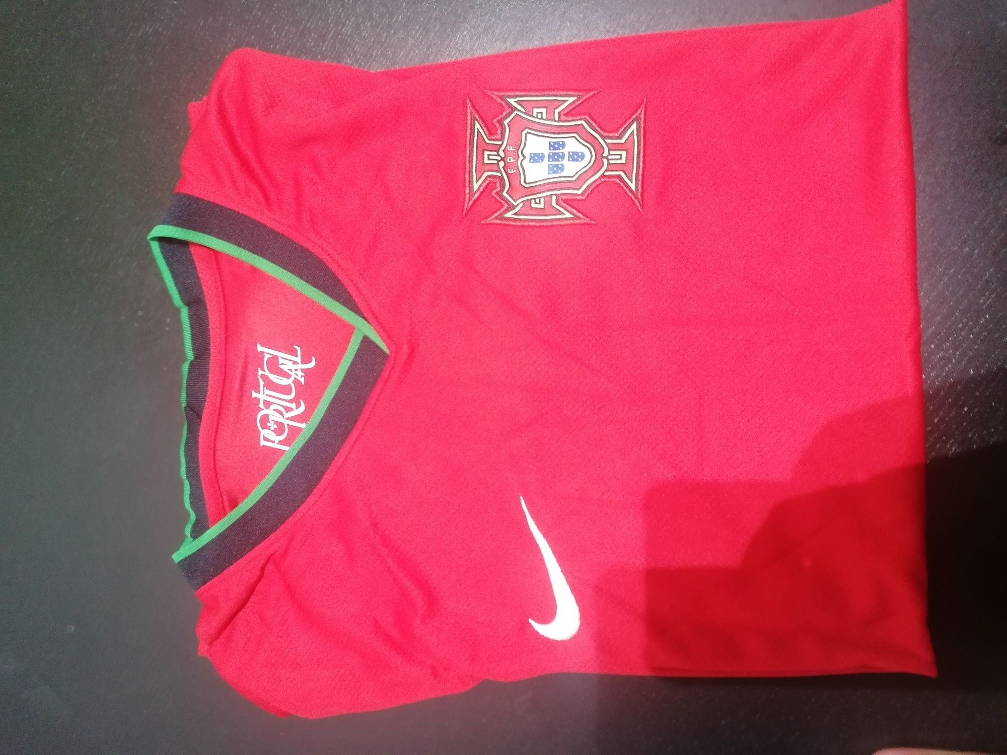 Camisola principal Portugal Euro 2024 L