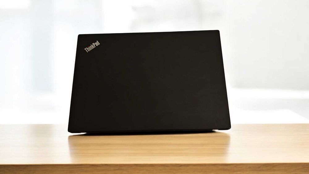 Ноутбук Lenovo ThinkPad T14 i5-10/14IPS/24Gb/256SSD