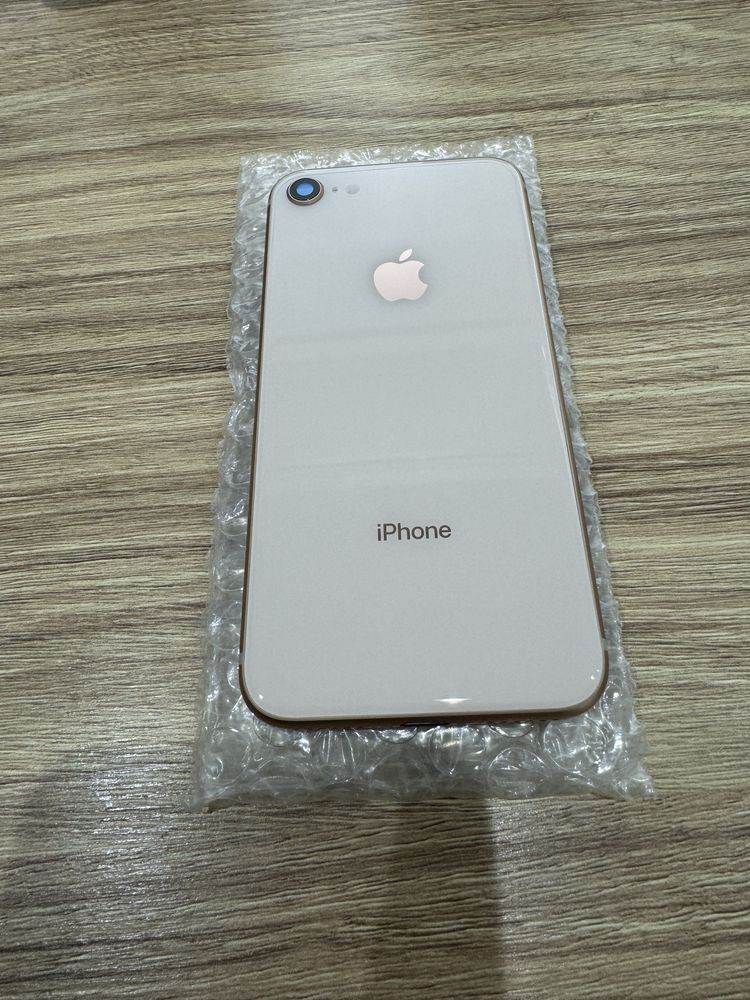 Новий корпус Apple iPhone 8 ( Gold )