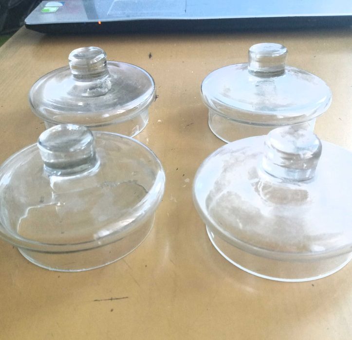 Продам б/у пробки на графины