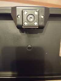 Ramka tablicy rejestracyjna z kamerą