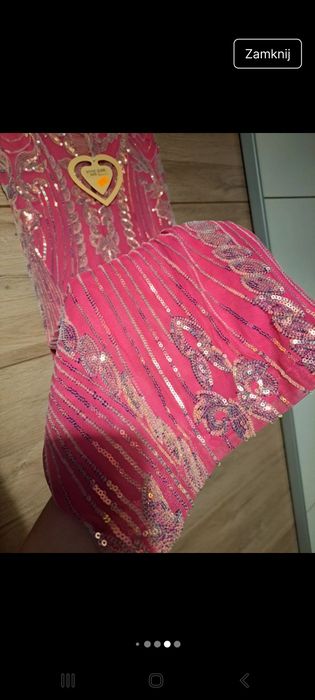 Sukienka cekinowa dopasowana r.40