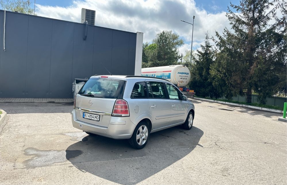 Opel zafira 1.6 mpi рідна фарба