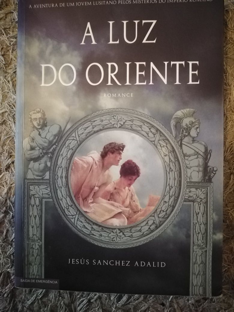 Lote de livros de literatura internacional