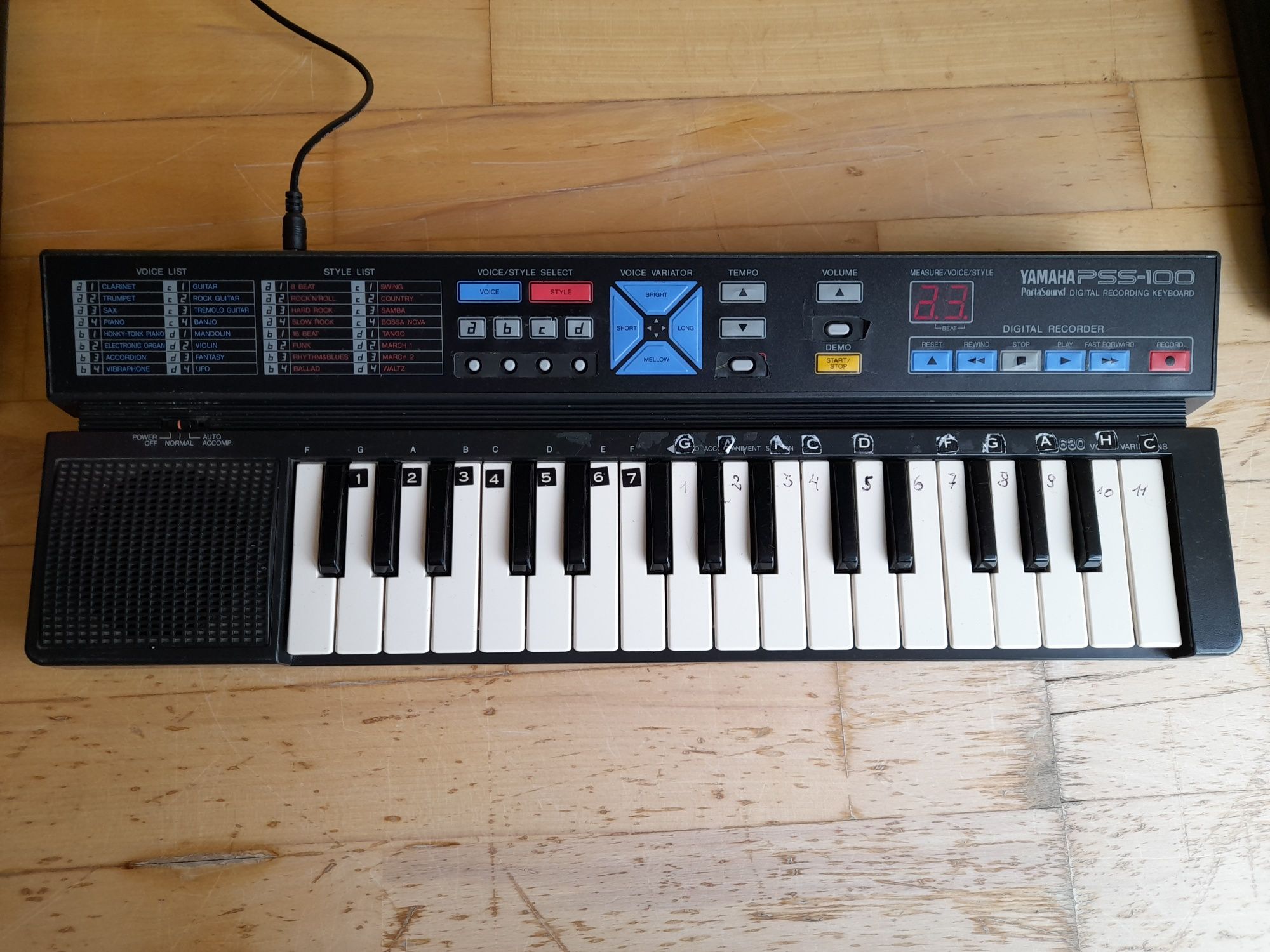 Keyboard Yamaha pss 100 vintage