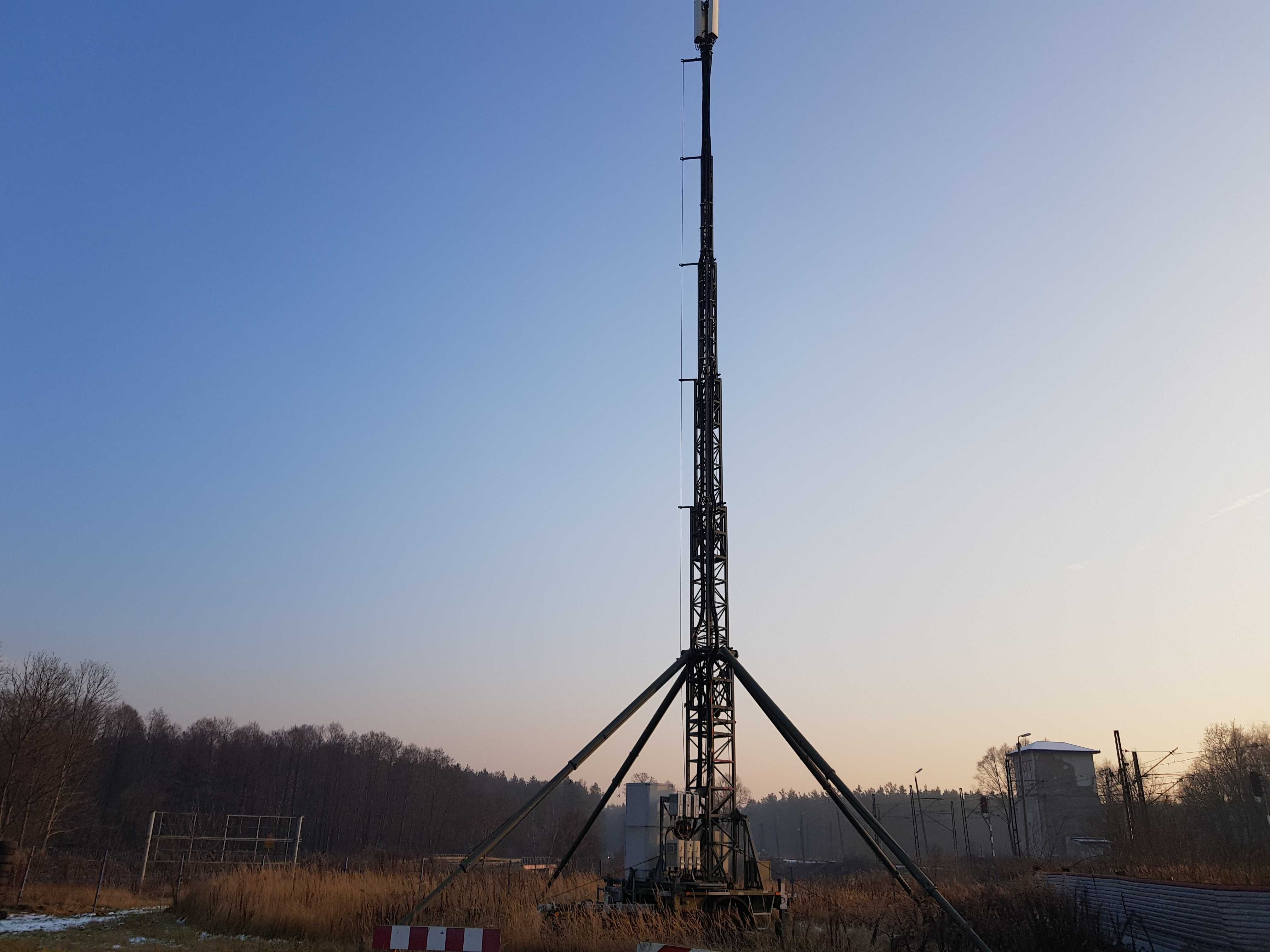 Wieża, maszt - zastosowanie: radiostacja, BTS, Internet, telefon - 25m