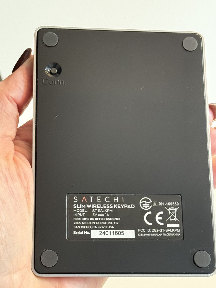 Satechi Slim Wireless Keypad/ Apple / klawiatura numeryczna Bluetooth