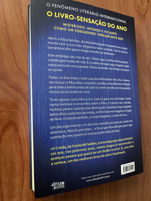 Livro A Criada - Freida Mcffaden