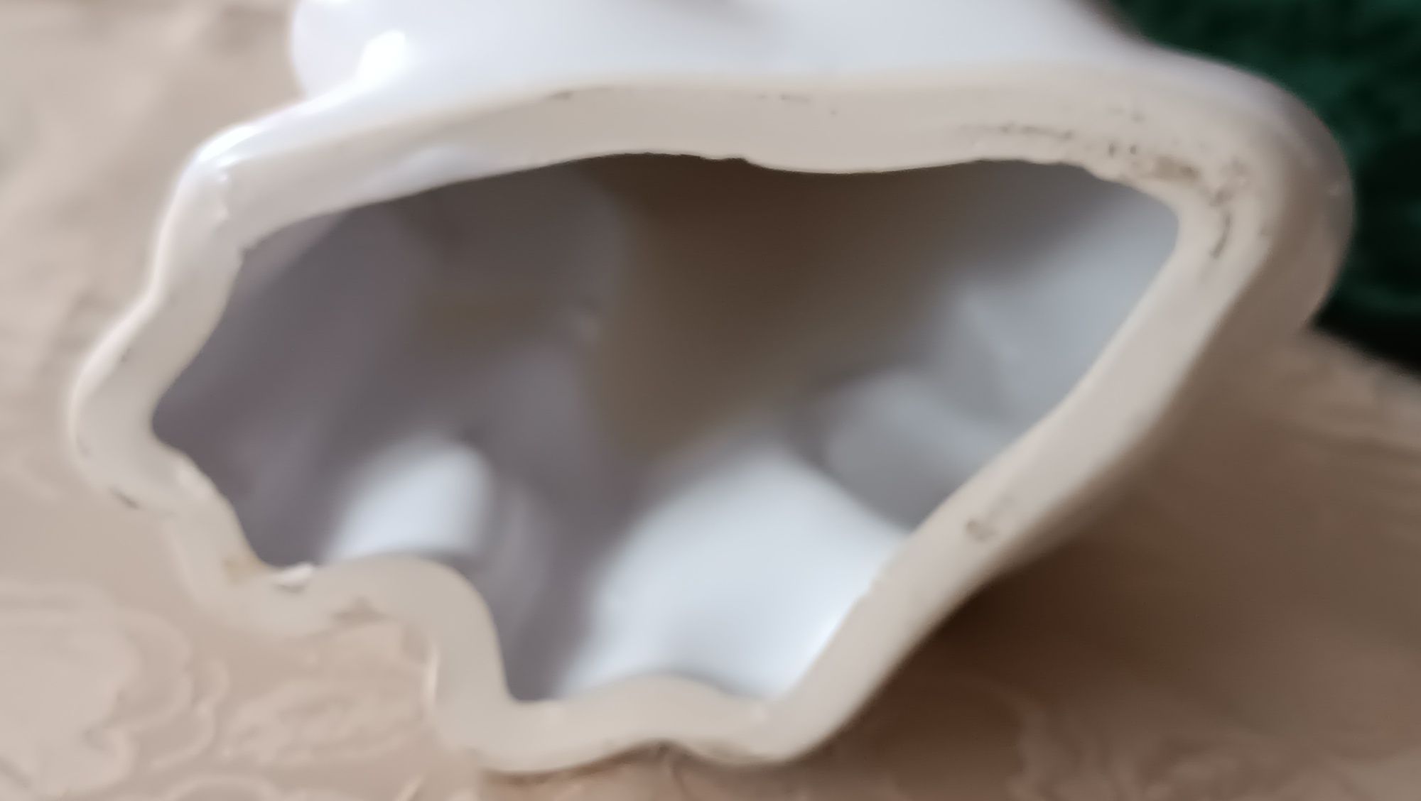 Figurka kotów, biała, holenderska porcelana