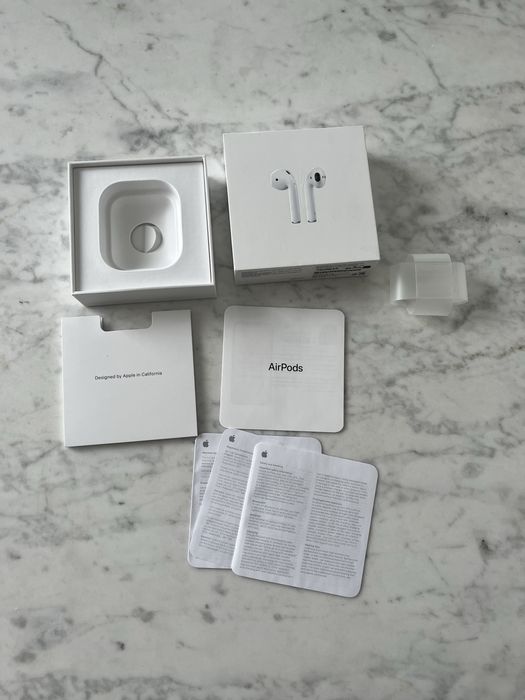 Apple Airpods oryginalne opakowanie po słuchawkach