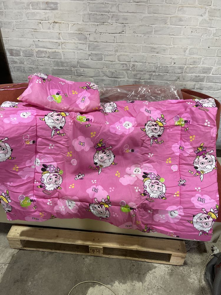 НОВА ковдра з подушкою дитяча 1,40*1,10 м.