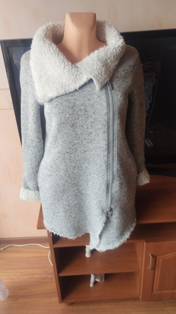 Sweter r. L Reserved (89)