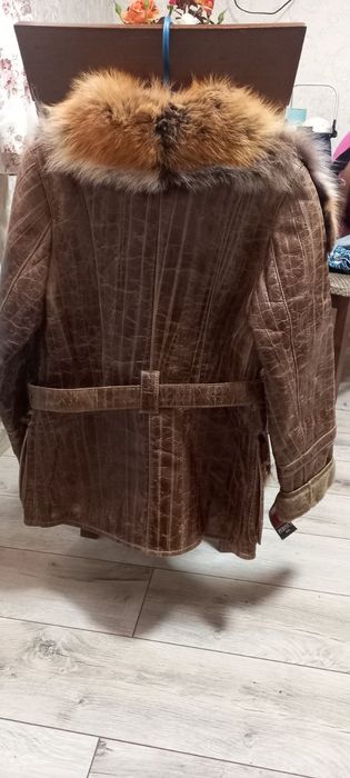 Дубленка кожаная с мехом Лисы.размюмер S