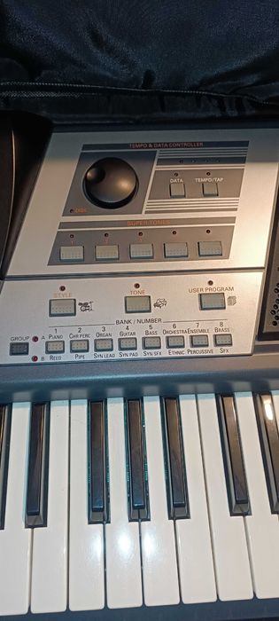 Keyboard Roland Va-3