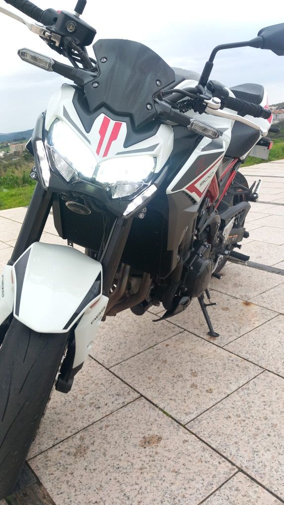 Kawasaki Z900 Special Edition (troco por carro elétrico)