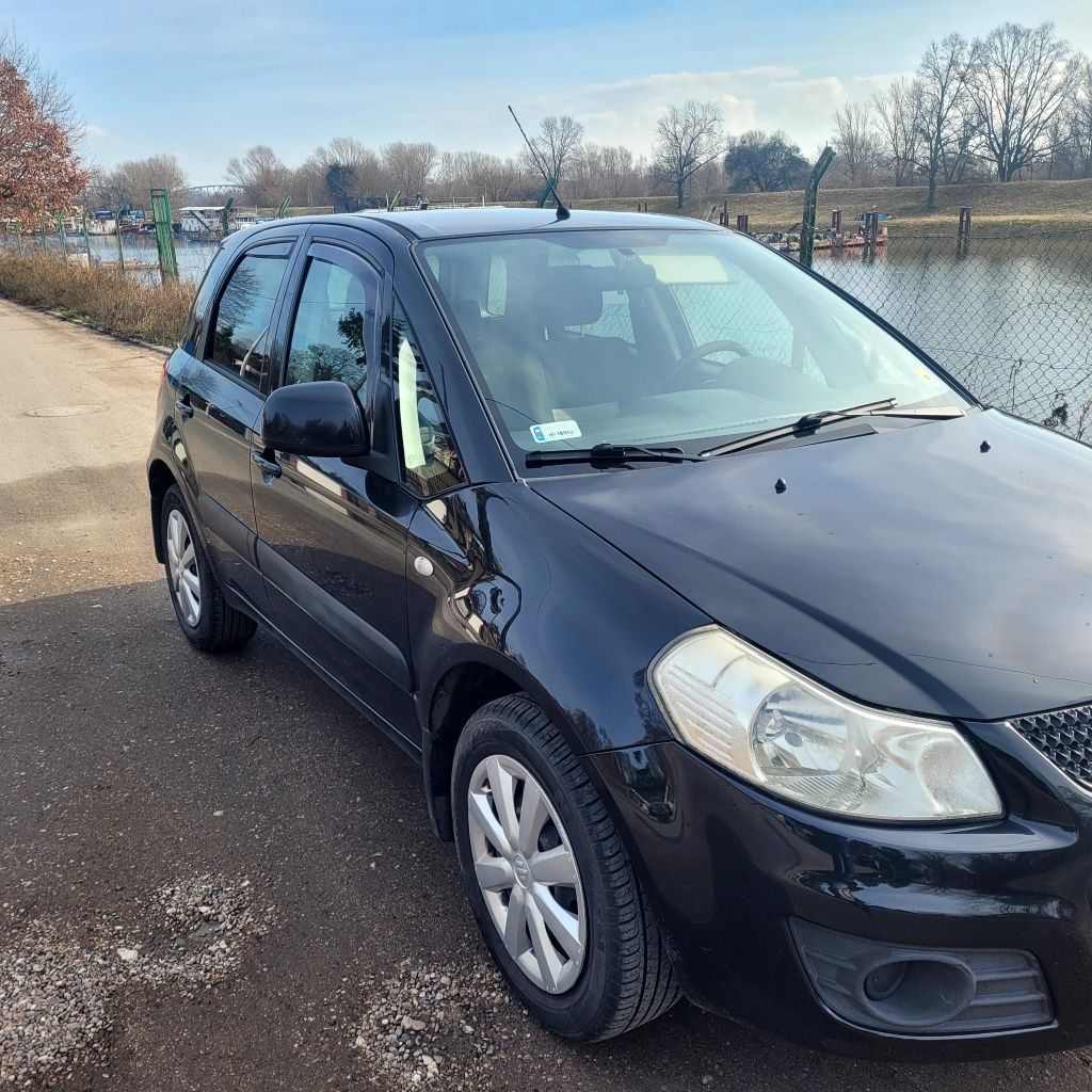 Samochód Suzuki SX4