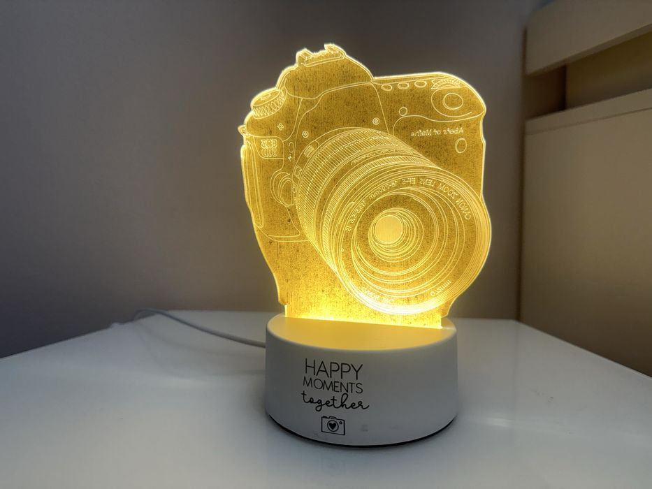 Lampka Led w kształcie aparatu fotograficznego