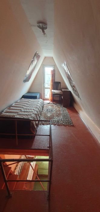 Здам частину будинку