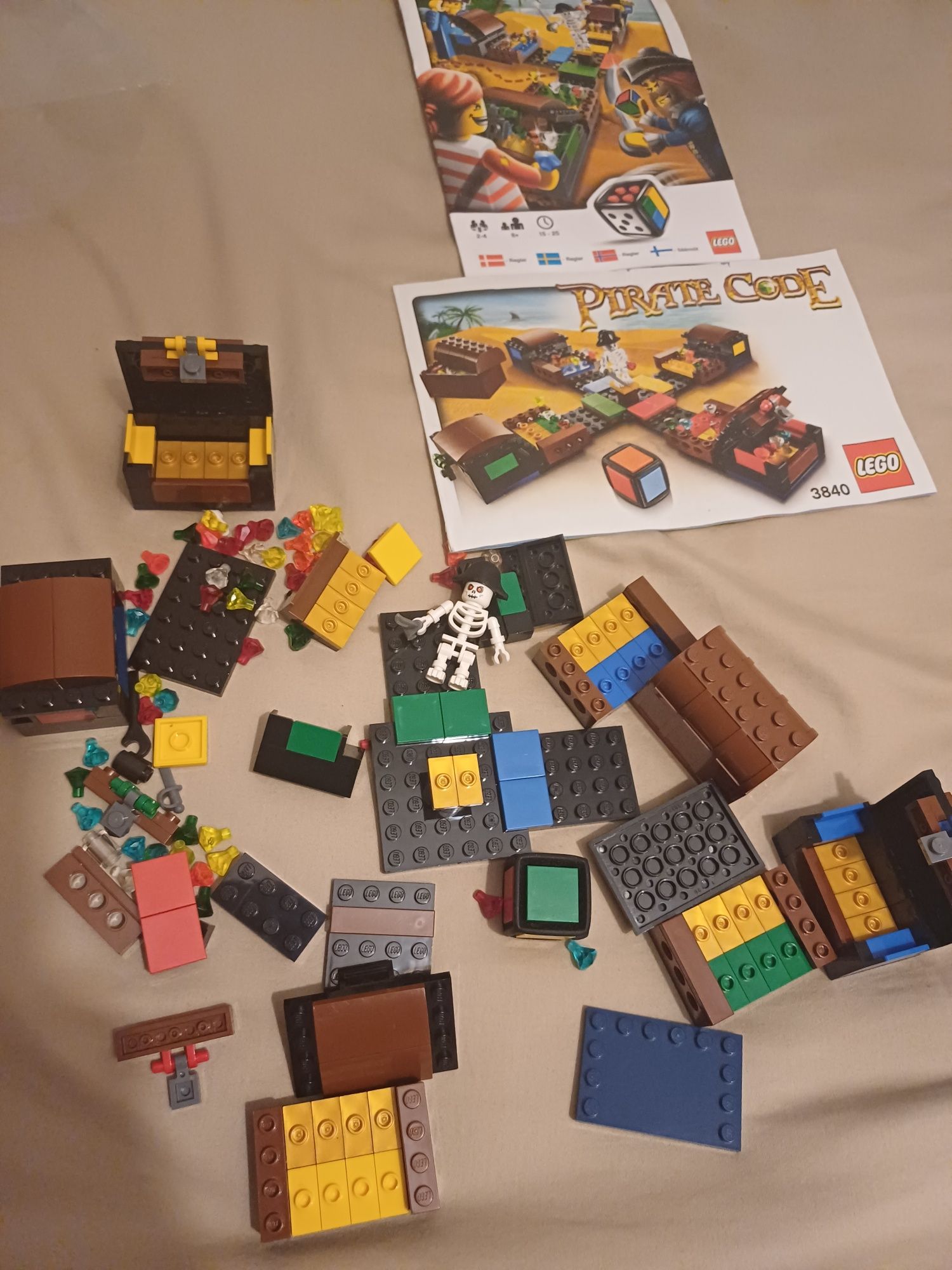Lego 3840 pirate code