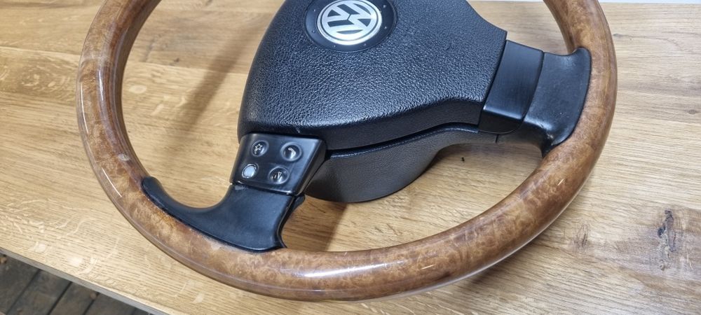 Kierownica drewniana golf V passat b6 multifunkcja