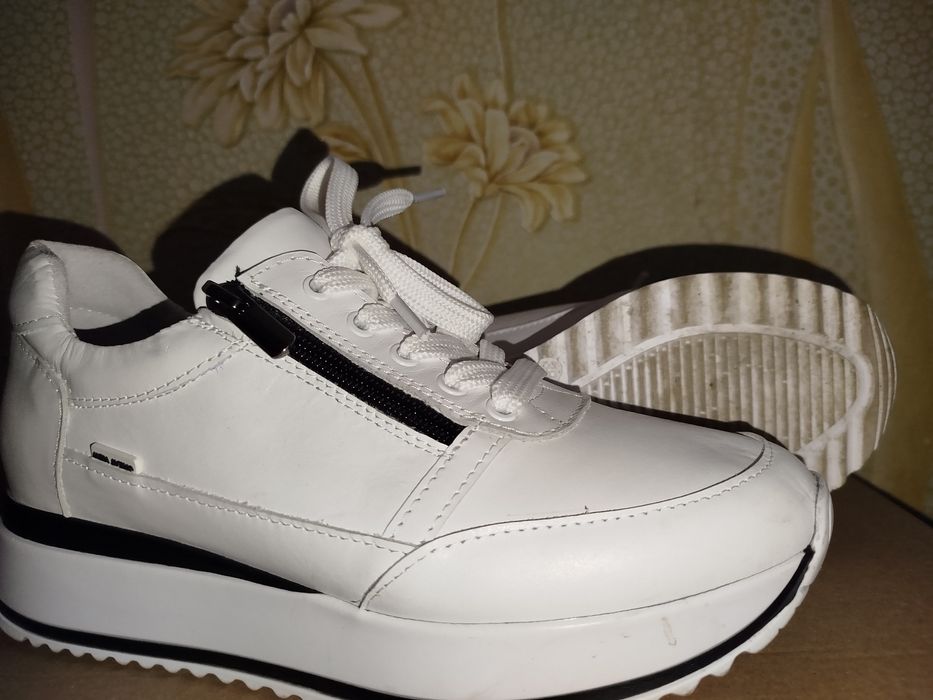 Женские кожаные кроссовки Emirro "Лолита" 0503