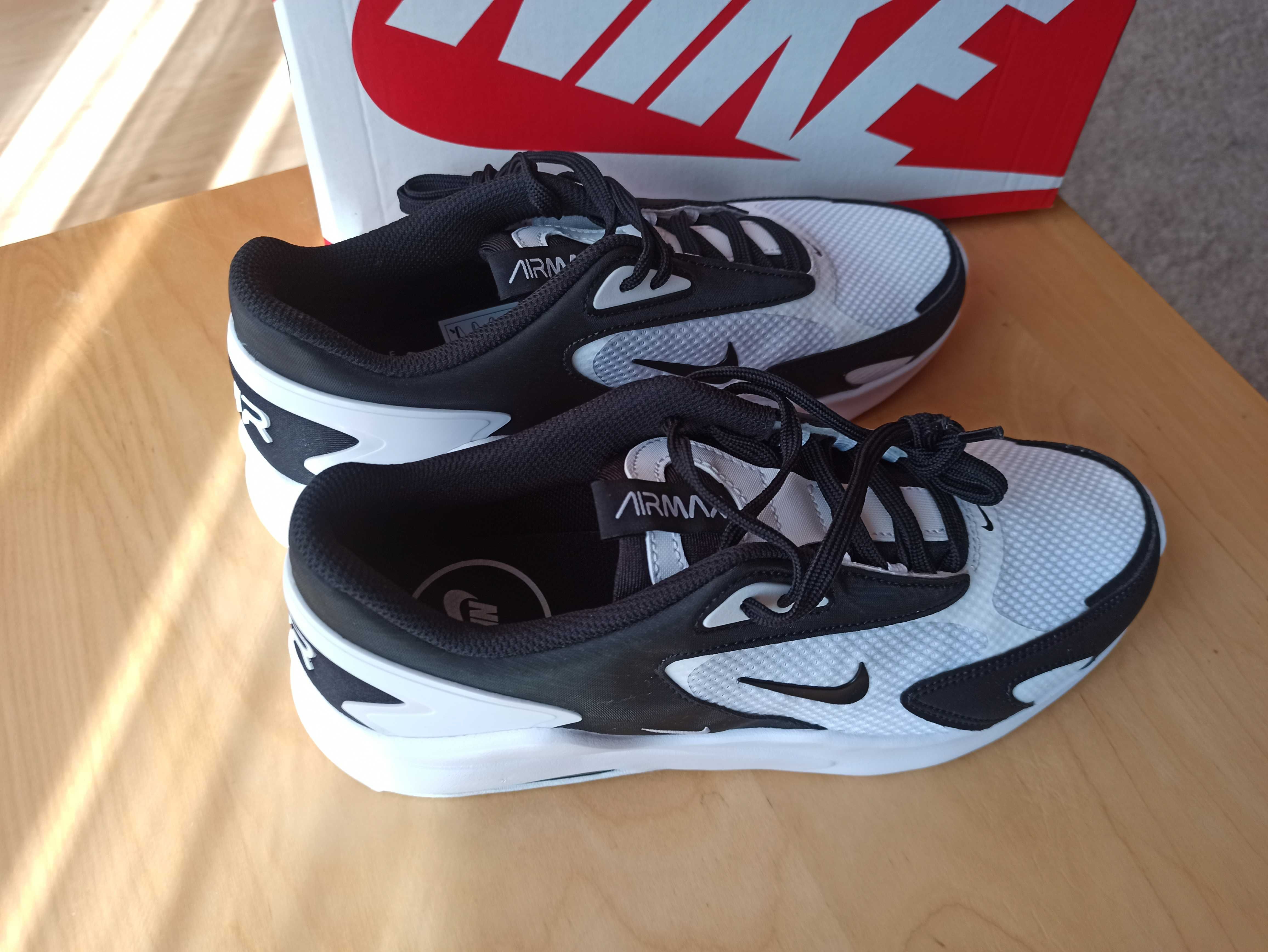 (r. Eur 43/ us 9,5) Nike Air Max Bolt White Black CU4151,-102