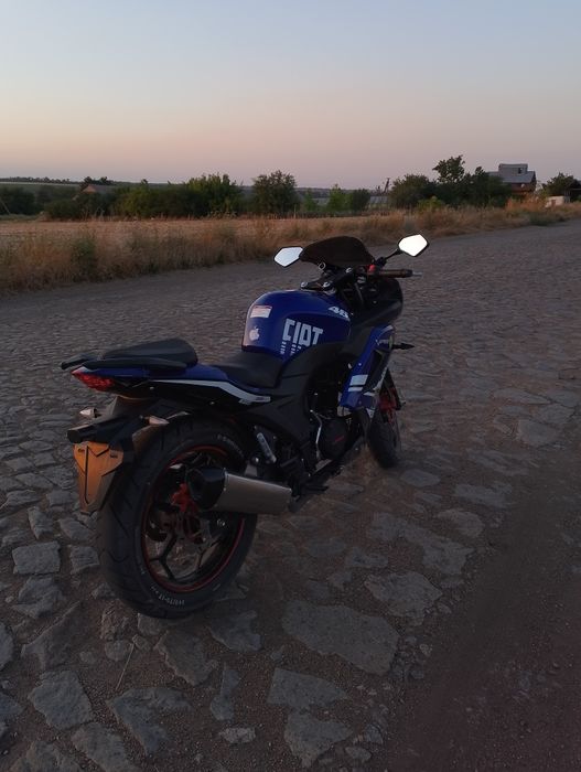 Продам або обміняю Viper V250 F2