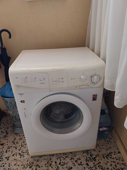 Máquina de lavar roupa