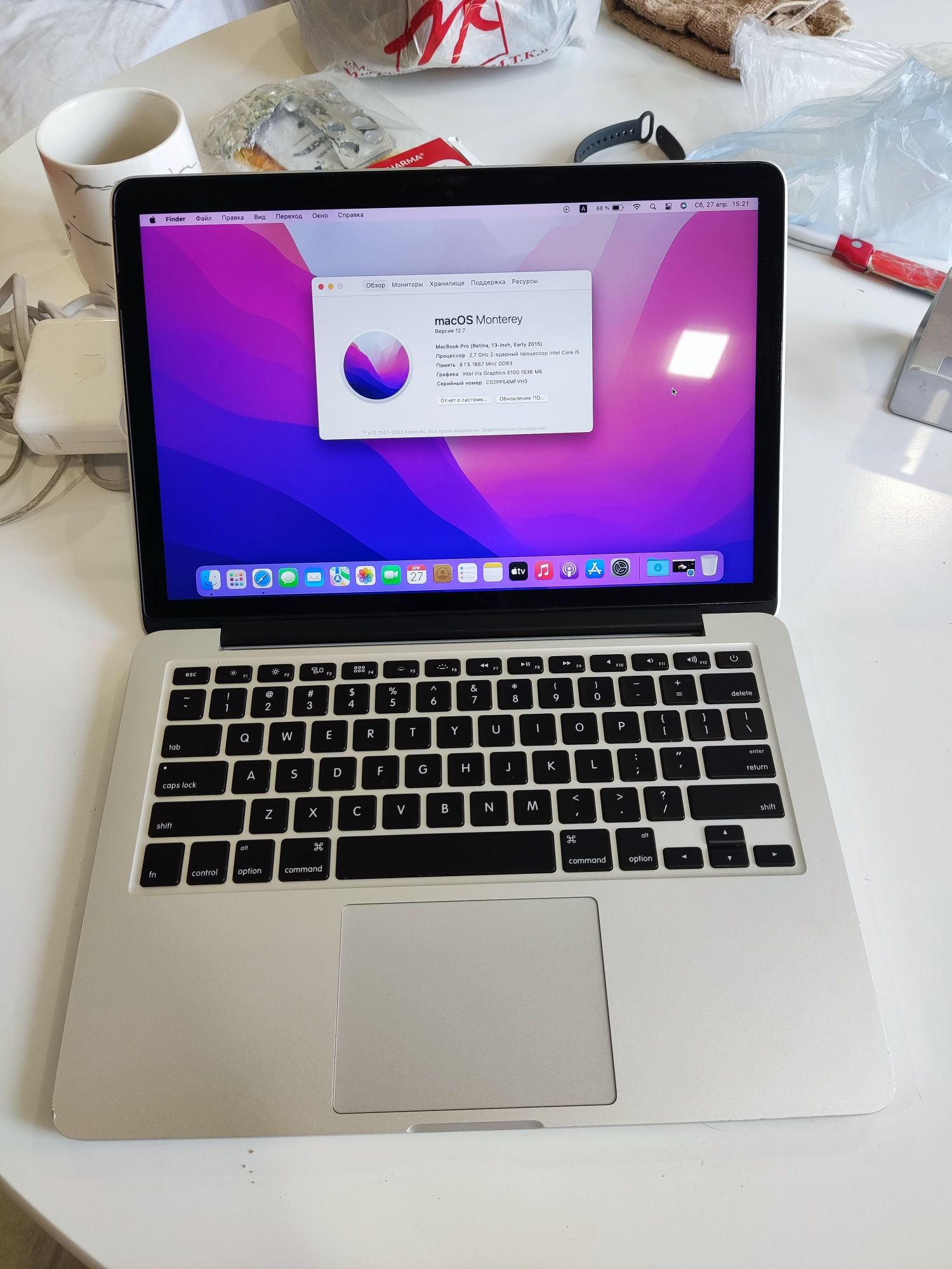 Apple MacBook Pro 13' 2015 Retina, Intel Core i5, 8/256 gb, video 2gb