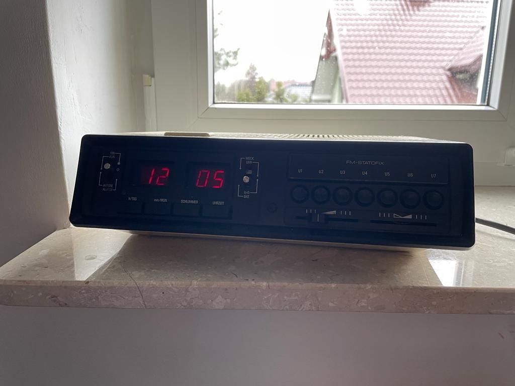 Radiobudzik grundig sonoclick 110 lats 70te