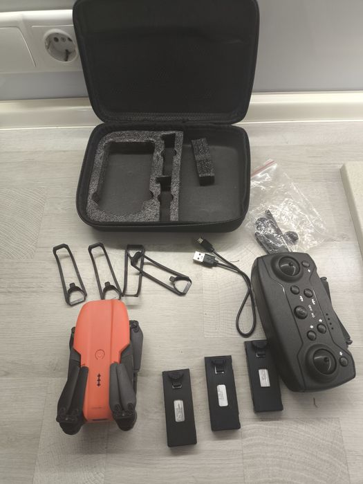 Квадрокоптер дитячий.