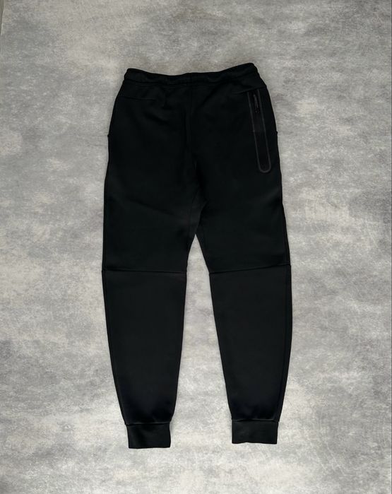 Штани Nike Tech Fleece. M