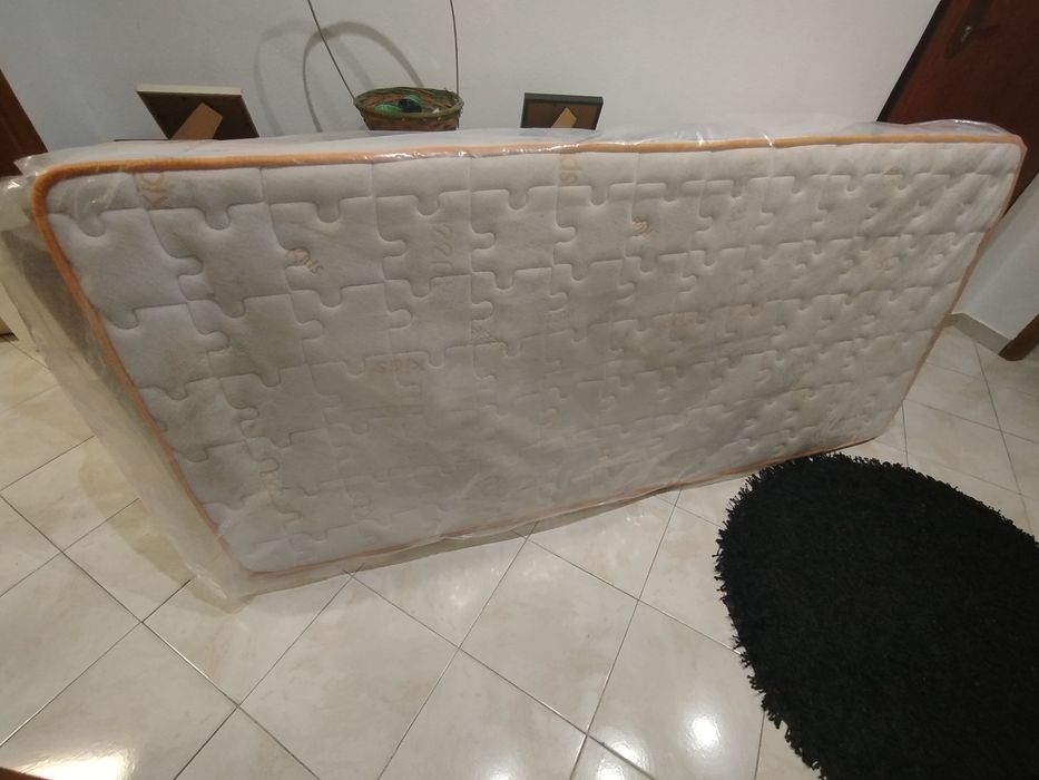 Colchão de molas, marca Luso Colchão, 200x90cm (solteiro standard)