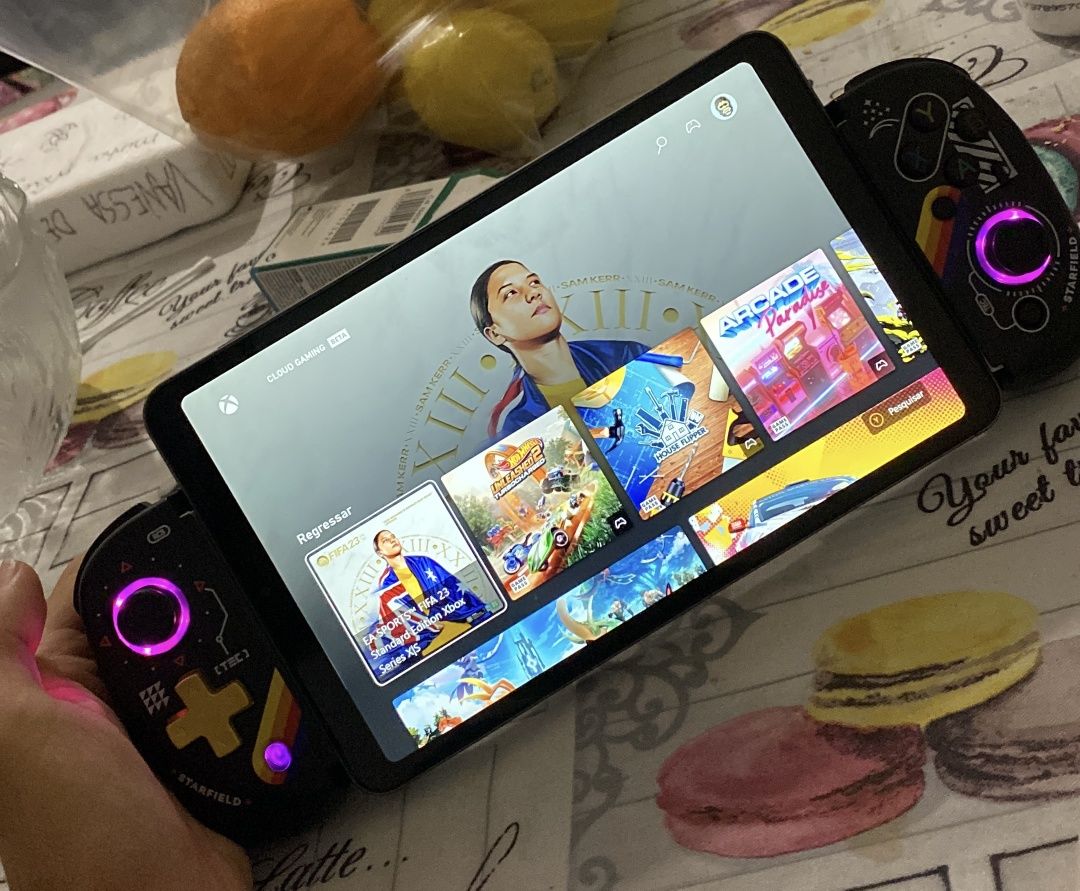 Tablet com GamePad