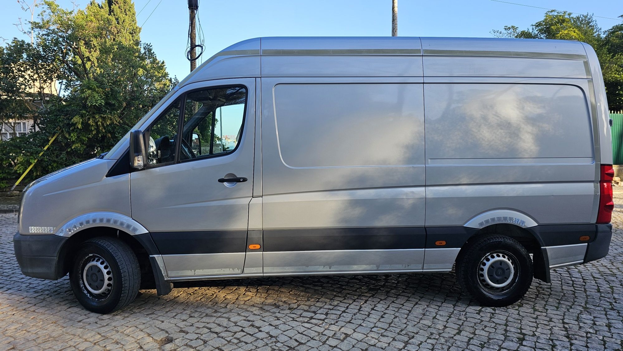 VW CRAFTER 2.0TDI Com Grua / 170mil km
