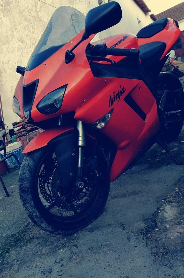 Kawasaki ninja zx6r