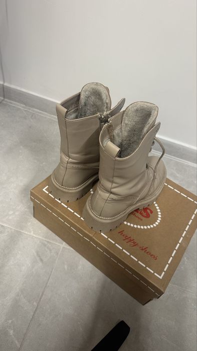 Черевики на шнурівці. Жіночі.