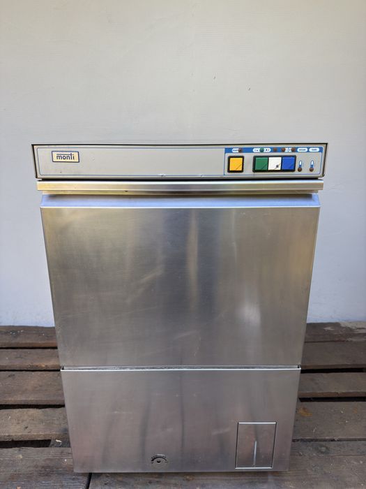 Zmywarka gastronomiczna Monti