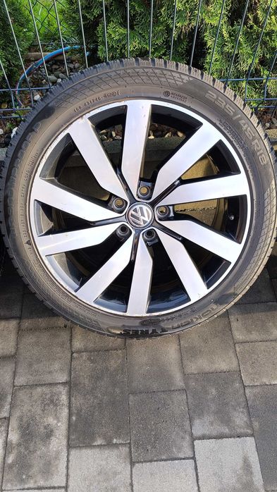 Felgi aluminiowe, Koła  18 z oponami zimowymi 3G0 ,601, 025 P