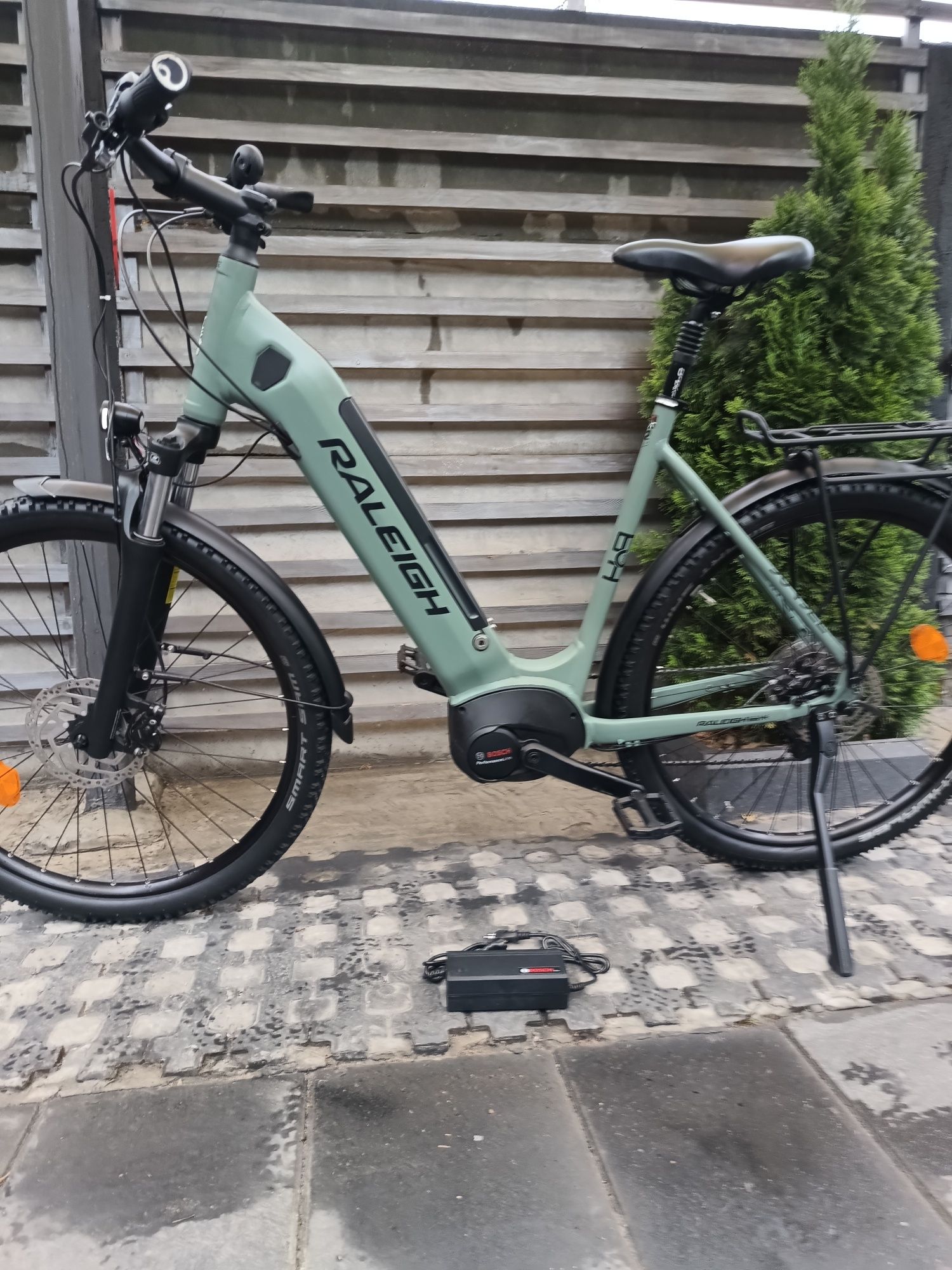 Електровелосипед Germany Raleigh Bosch как новый с зарядным устройств