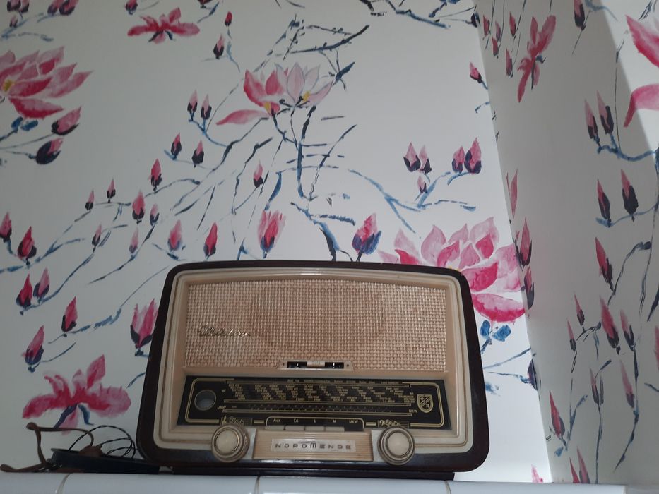 Radio z lat 50-tych Elektra Nordmende retro