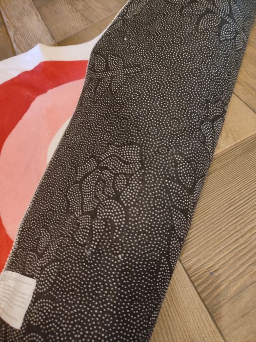 Nowy dywan do pokoju 80 cm Serce