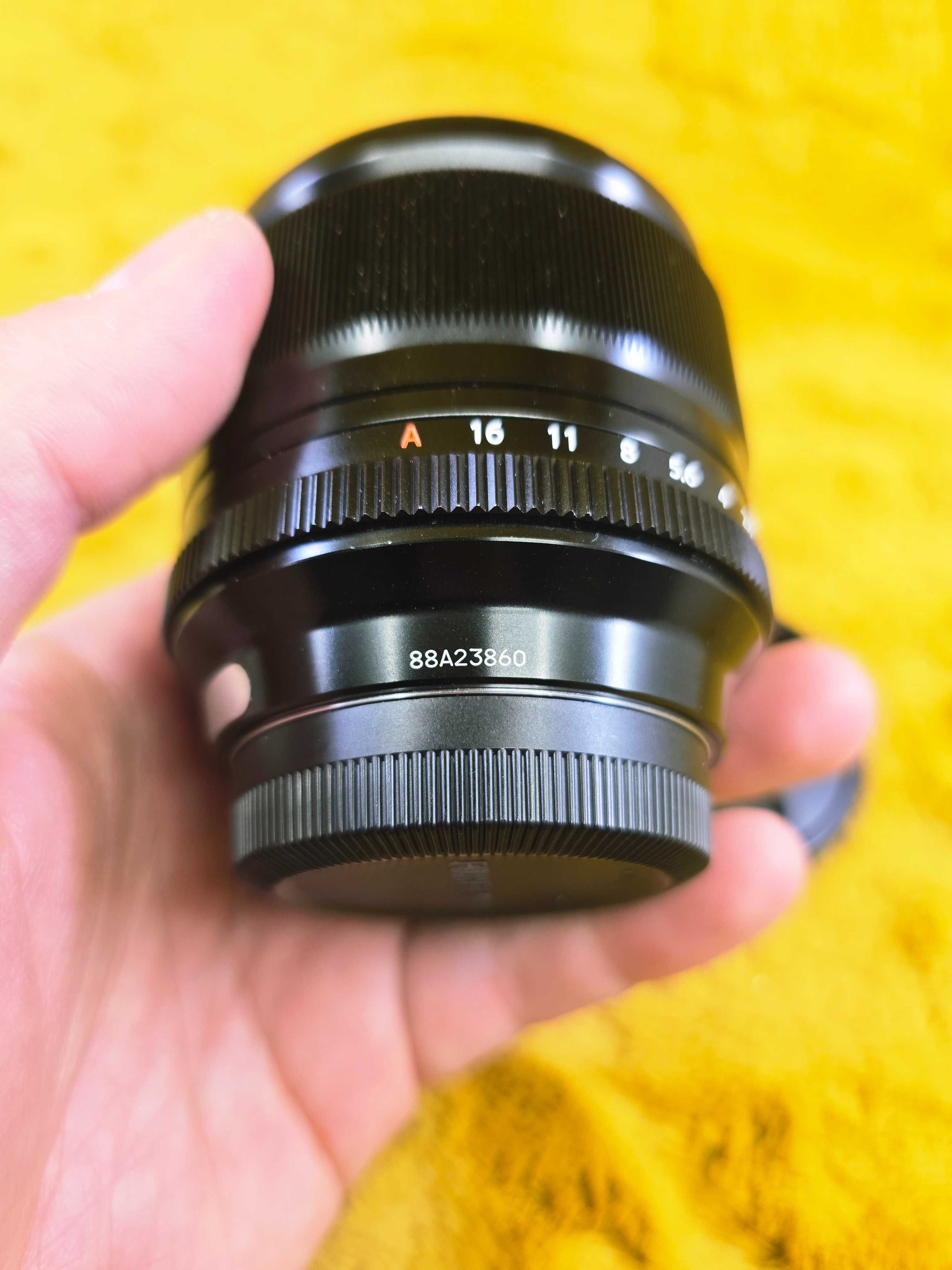 Об'єктив Fujinon XF 56мм f1.2 R -- культовий портретник --