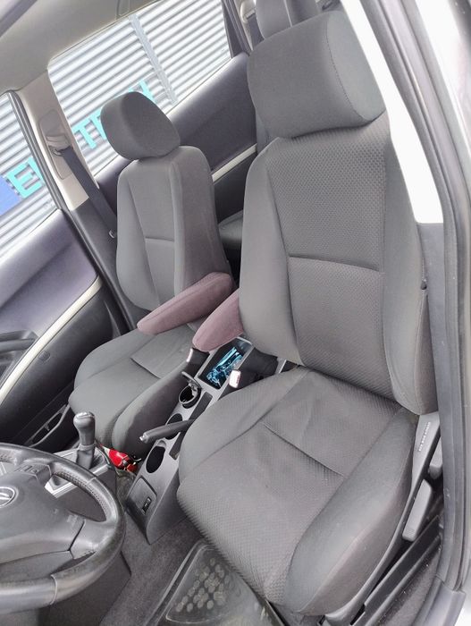 Toyota Corolla Verso 2005 r 2.0 Dizel Przebieg 166 Tyś