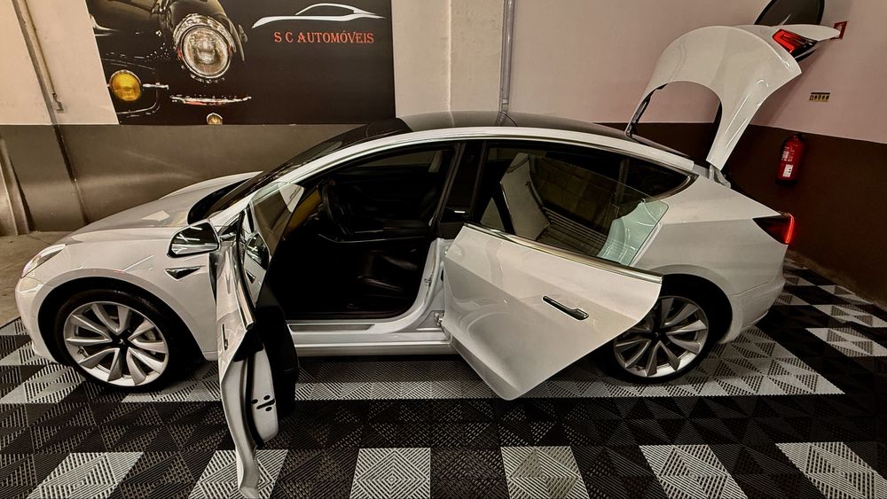 Tesla Model 3, Nacional 328cv de 2020 iva dedutivel