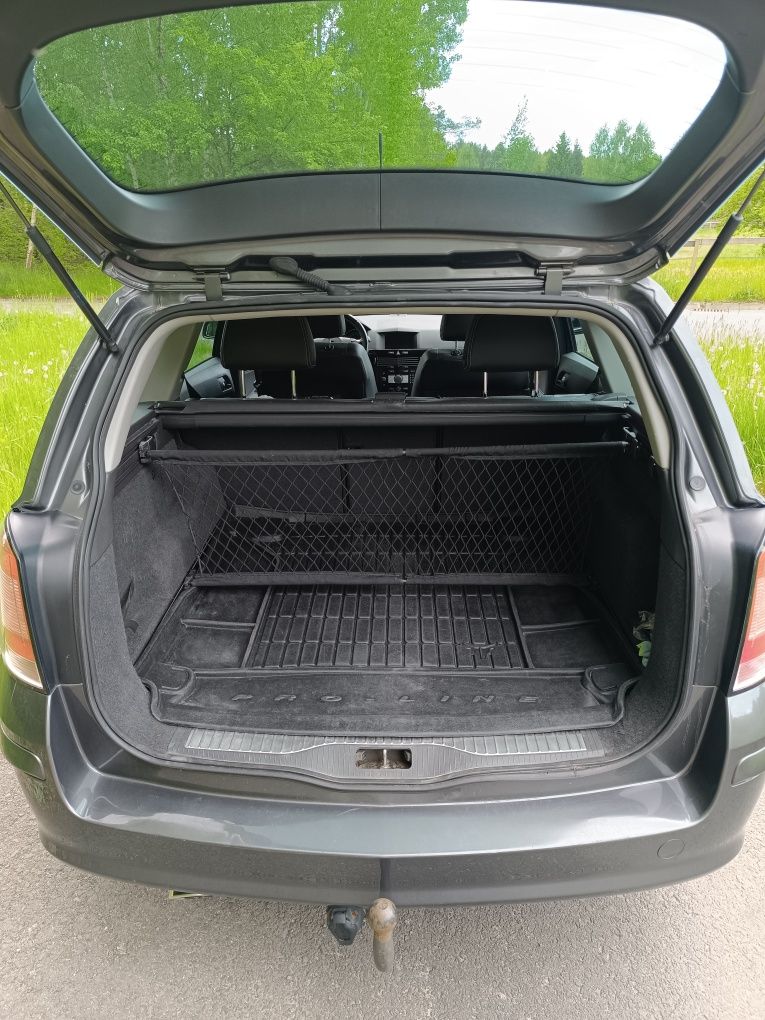 Opel Astra H 1.6T Cosmo