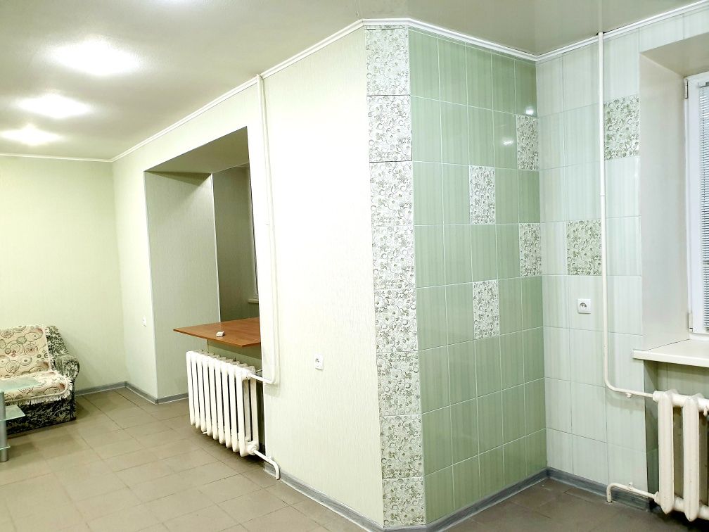 Продам : 3кімн квартира    1 поверх центр Слов'янська можна по сертифі