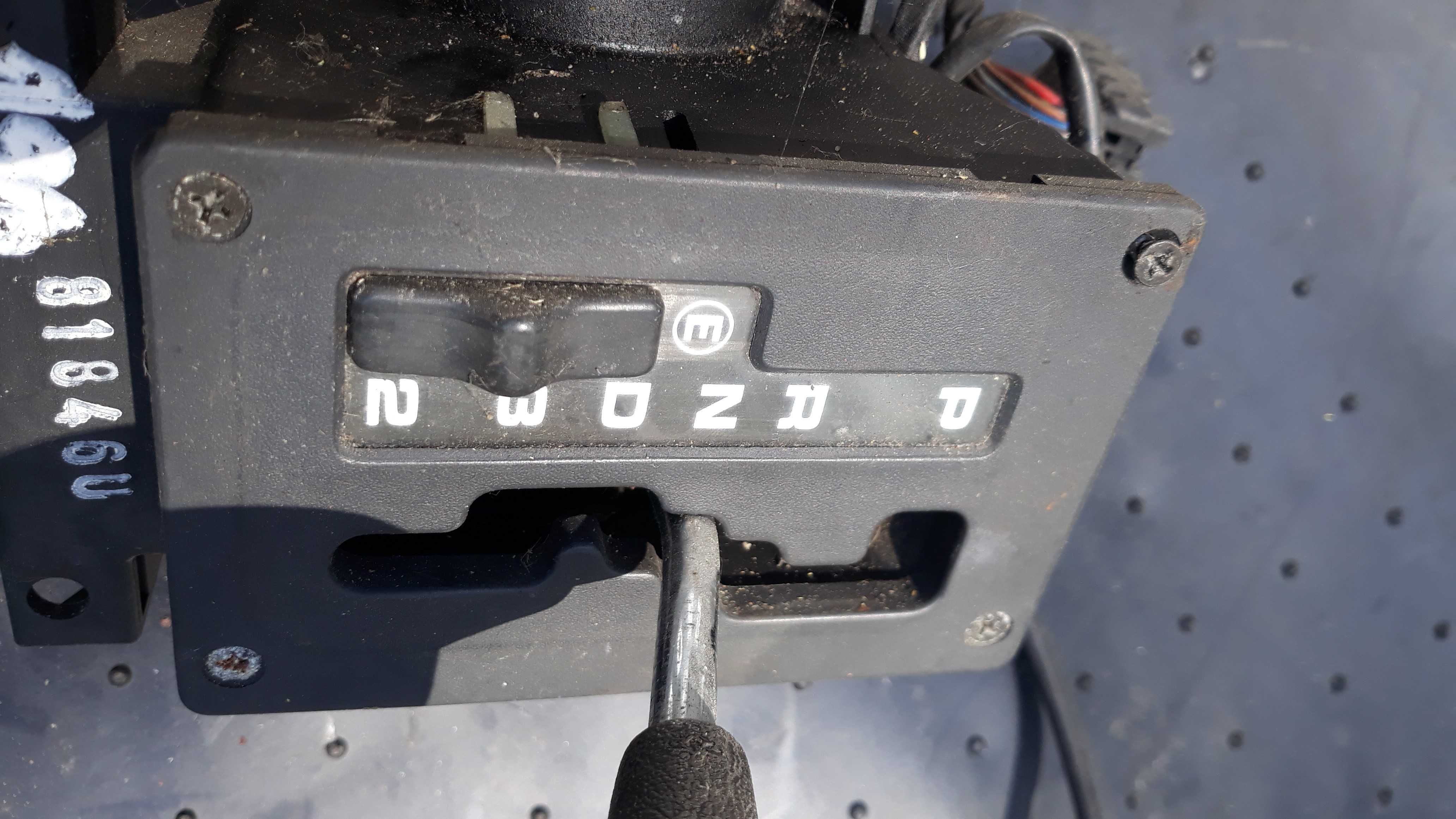 Lewarek zmiany biegów MERCEDES 190 W201 201/267/09/05 Automat