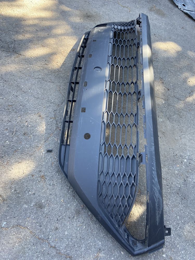 Решетка центральная Toyota CH-R 52129-f4110/30/40/50