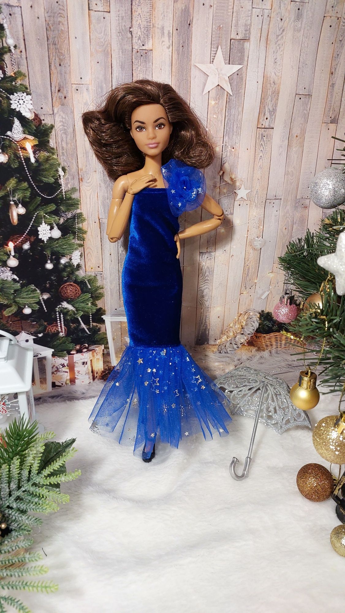 Новорічні плаття на ляльку барбі, нарядные  платья на куклу Барби